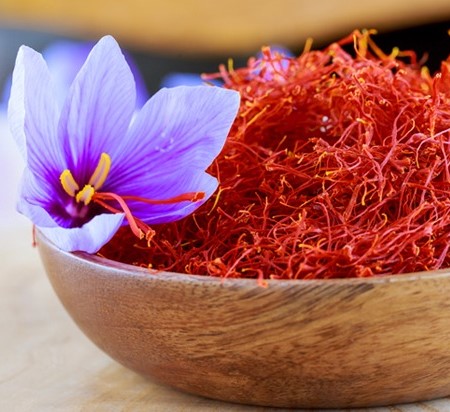 natural saffron